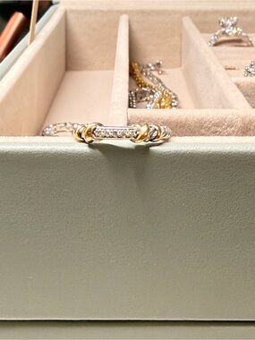 David Yurman Helena Elegant Two-Tone Gold & Silver Pave Stackable Ring *used*